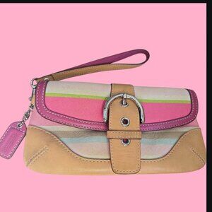 ✨ Rare Vintage COACH Soho Twill Striped Wristlet - Y2K Pastel Dream ✨ Descriptio